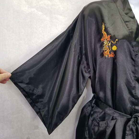 Lucky Kimono Bath Robe M Hand Embroidered Chinese Dragon Black Satin Tie Pockets - Picture 5 of 16